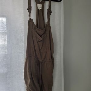 Wilfred Free Army Green Short Overalls